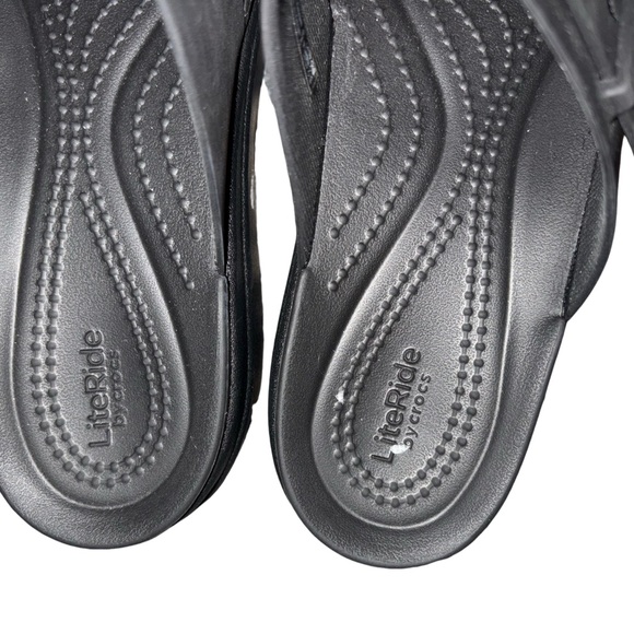 CROCS Brooklyn Buckle Sandal - Picture 5 of 8